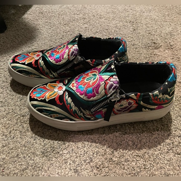 Steve Madden shoes!! - Picture 3 of 6